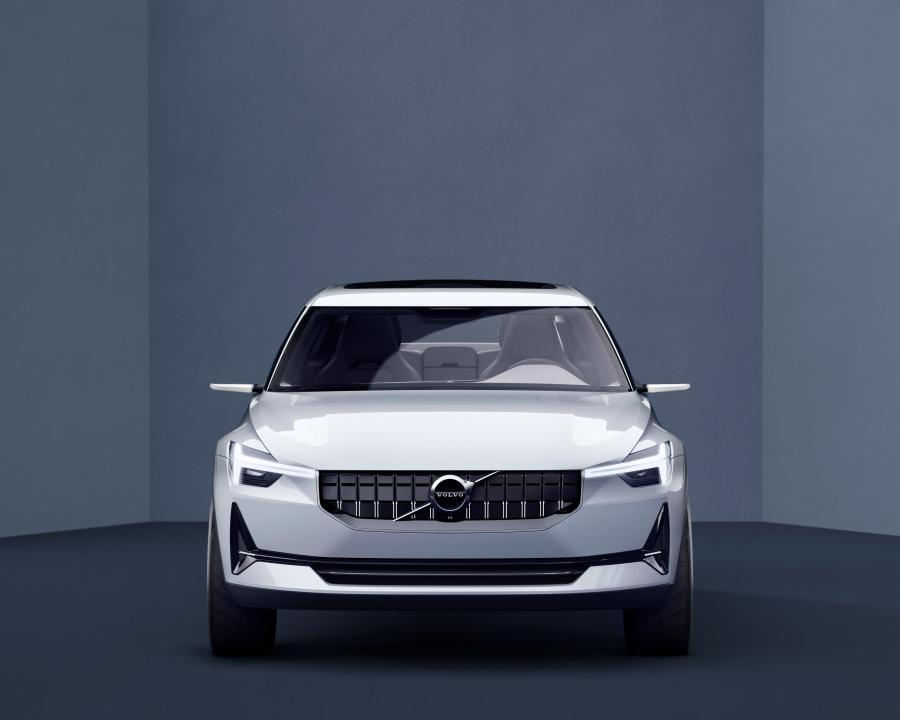  Volvo Concept 40.2 2016 года  (фото 4 из 25)